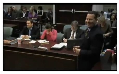 JOSE BAEZ STICKS HIS TONGUE OUT AND CASEY ANTHONY HAS A GOOD LAUGH OVER IT. HA HA...I AM GOING TO GET AWAY WITH MURDER. Good luck living a peaceful life baby killer.